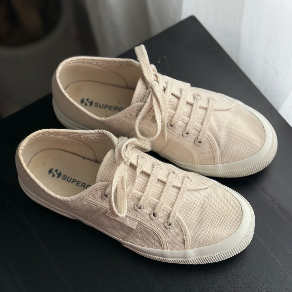 Superga Cream Casual Tennis Shoe Sneaker Size 38 - Picture 2 of 7